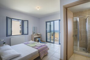 4 Schlafzimmer, laptopgeeigneter Arbeitsplatz, kostenloses WLAN