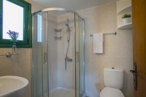 Bathroom - You Will Love This Luxury Apartment Close to the Beach, Protaras Apartment 1421 (Paralimni)