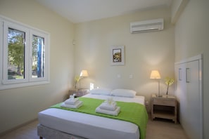 4 bedrooms, laptop workspace, free WiFi