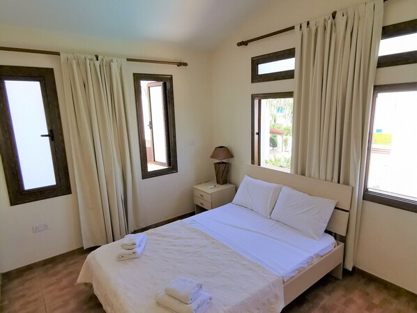 3 bedrooms, laptop workspace, WiFi (free)