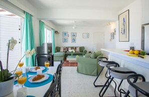Apartment (2 Bedrooms) | Property amenity