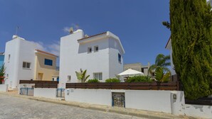 Exterior - You and Your Family Will Love This Villa Close to the Beautiful Town of Protaras, Protaras Villa 1472 (Paralimni)