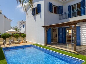 Pool - You and Your Family Will Love This Villa Close to the Beautiful Town of Protaras, Protaras Villa 1472 (Paralimni)