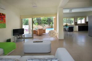 Villa (3 Bedrooms) | Property amenity - Family Paradise: Protaras Villa 1453 Near Pernera (Paralimni)