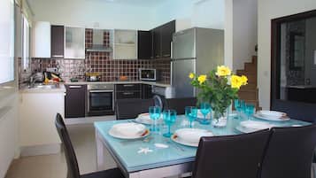 Villa (3 Bedrooms) | Property amenity