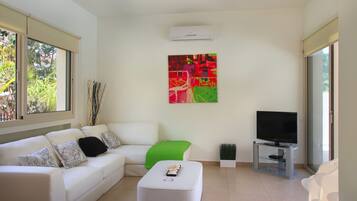 Villa (3 Bedrooms) | Property amenity