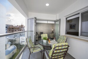 1 bedroom, laptop workspace, free WiFi, bed sheets - You Will Love This Luxury Apartment in Larnaca, Larnaca Apartment 1382 (Larnaca)