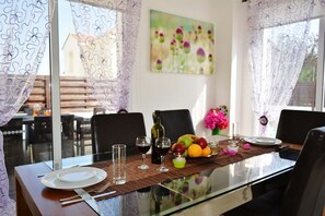 Microwave, oven, stovetop, electric kettle - Your Beautiful Holiday Villa Minutes From the Beach, Protaras Villa 1460 (Paralimni)