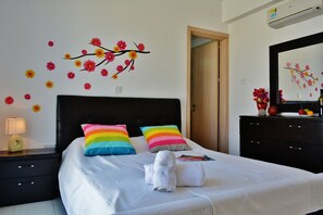 3 Schlafzimmer, laptopgeeigneter Arbeitsplatz, kostenloses WLAN