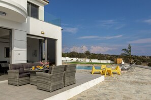 Villa (3 Bedrooms) | Property amenity
