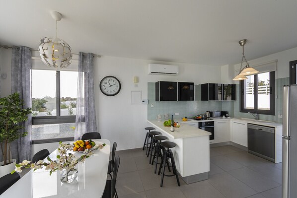 Villa (3 Bedrooms) | Property amenity