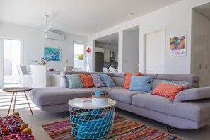 Villa (3 Bedrooms) | Property amenity