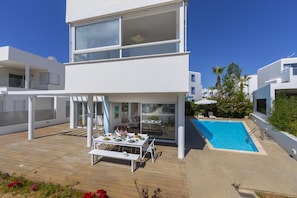Villa (3 Bedrooms) | Property amenity