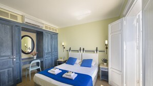 2 bedrooms, laptop workspace, bed sheets - How to Rent Your Own Villa Close to Fig Tree Bay, Protaras Villa 1423 (Paralimni)