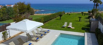 5 Star Beachfront Villa, Protaras Villa 1536