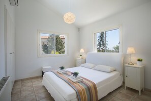 4 slaapkamers, een laptopwerkplek, wifi, beddengoed