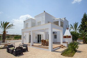 Villa (6 Bedrooms) | Property amenity - Imagine Your Family Renting This Luxury Villa With Large Private Pool, Protaras Villa 1543 (Paralimni)