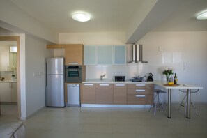 Microwave, oven, stovetop - You Will Love This Luxury Apartment Close to the Beach, Protaras Apartment 1409 (Paralimni)