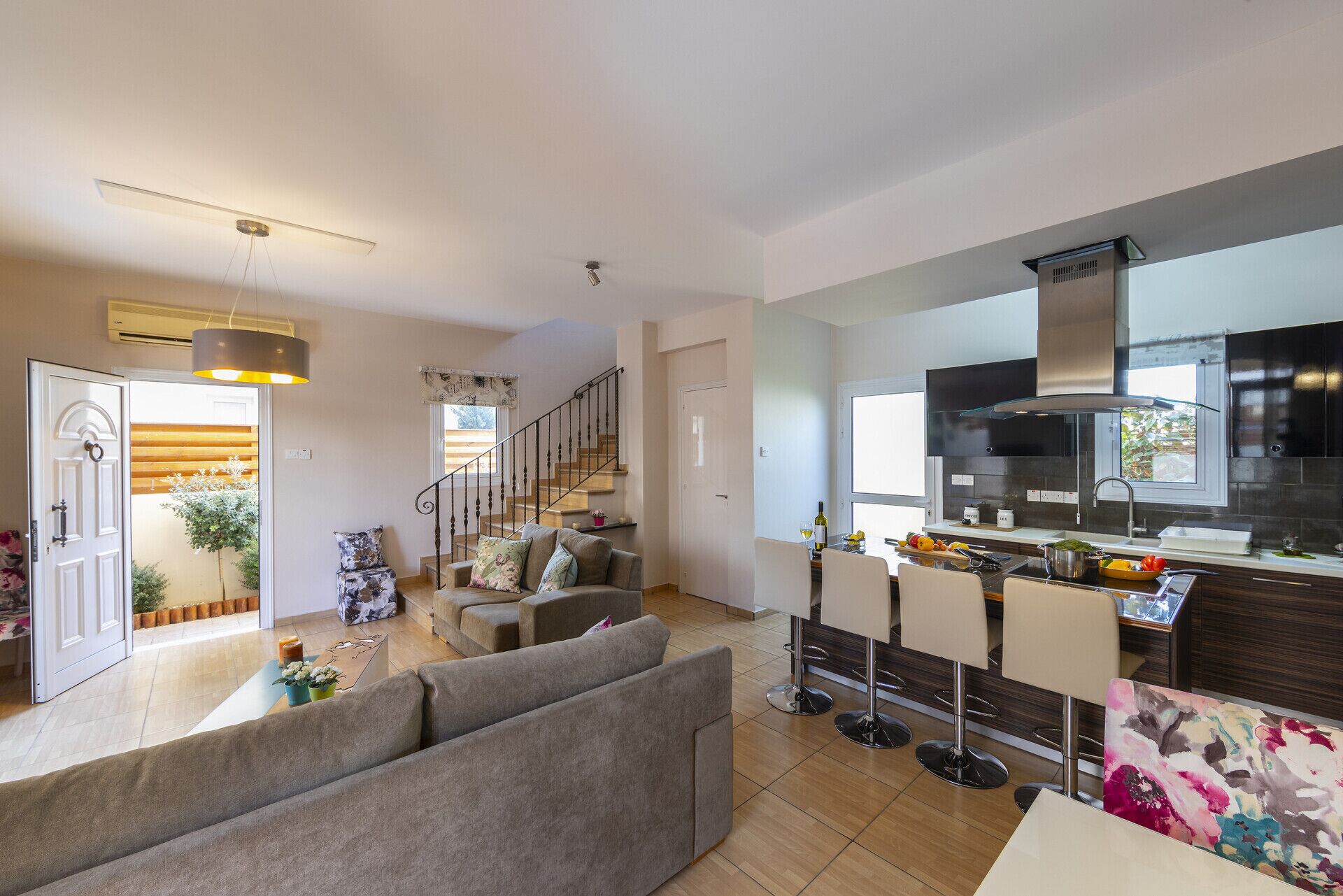 Villa (2 Bedrooms) | Property amenity