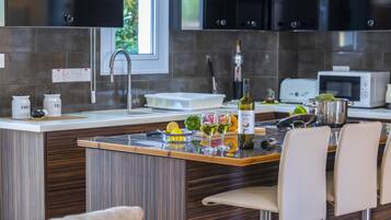 Villa (2 Bedrooms) | Property amenity