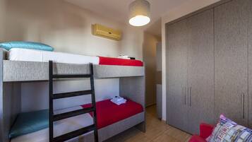 Villa (2 Bedrooms) | Property amenity