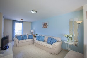 Villa (6 Bedrooms) | Property amenity - You and Your Family Will Love This Seafront Villa, Protaras Villa 1540 (Paralimni)