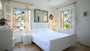 Unclassified image, 2 of 37, button - The Ultimate Guide to Renting Your Luxury 3 Bedroom Villa, Protaras Villa 1480 (Paralimni)