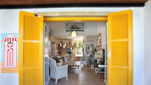 Unclassified image, 4 of 37, button - The Ultimate Guide to Renting Your Luxury 3 Bedroom Villa, Protaras Villa 1480 (Paralimni)