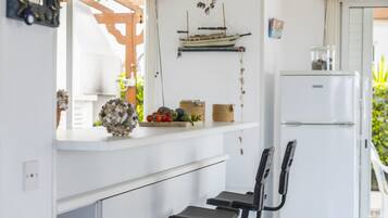 Microwave, oven, stovetop