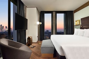 Hypo-allergenic bedding, down comforters, minibar, in-room safe