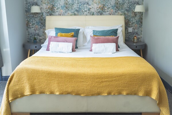 Junior Suite (Room 2)