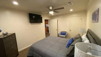 1 chambre, fer et planche Ă repasser, Wi-Fi, draps fournis