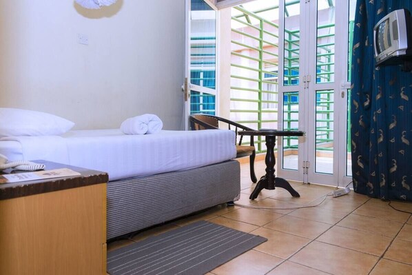 1 bedroom, WiFi, bed sheets - Aponye Hotel - Kampala (Kampala)