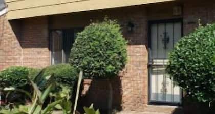 Charming, spacious 3bdrm condo, your home away from home