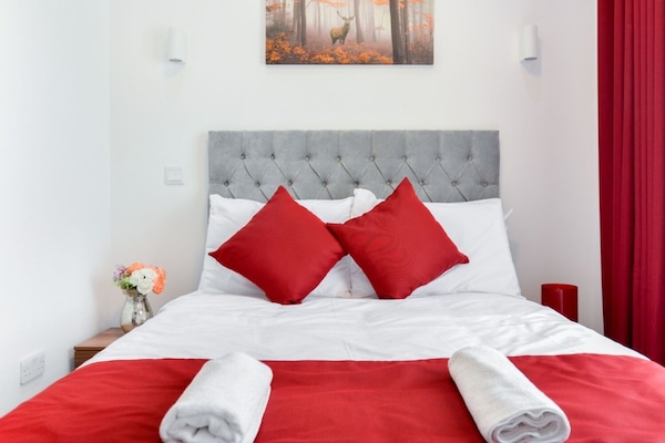 Bureau, Wi-Fi gratuit, draps fournis