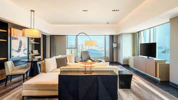 Suite Premier, vista fiume | Biancheria da letto di alta qualità, una cassaforte in camera