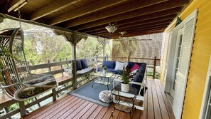 Terrace/patio - Madame Isabelle's House In New Orleans - Hostel (New Orleans)
