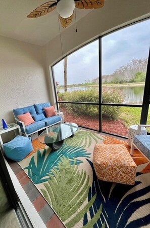 Smart-tv, stereoanlæg