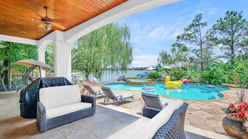 Alberca al aire libre