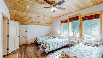 3 Schlafzimmer, Bügeleisen/Bügelbrett, Internetzugang, Bettwäsche