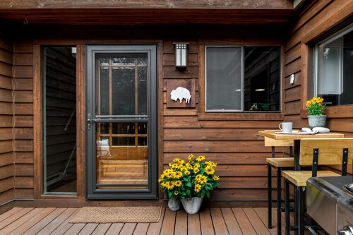 Outpost: Teton Shadows Rimrock E