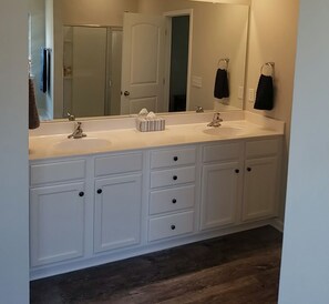 Towels, toilet paper