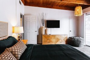 5 soverom, strykejern/-brett, reiseseng for barn og wi-fi (inkludert)