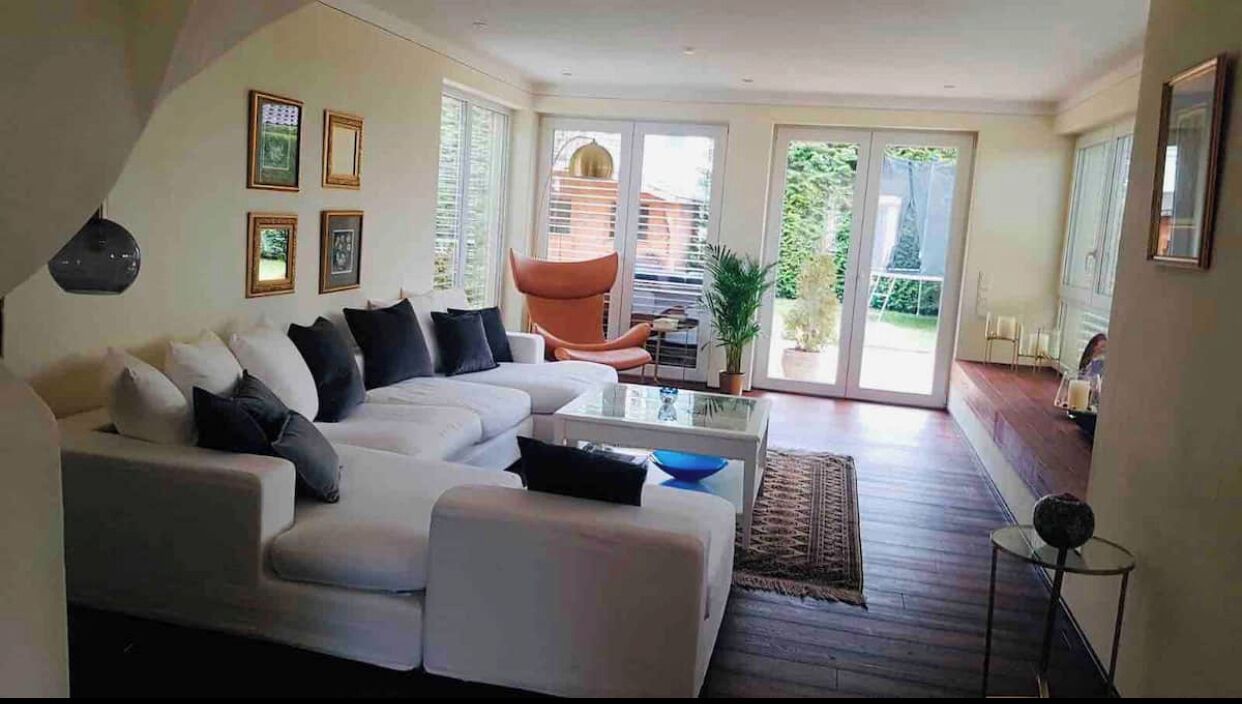 Smart-TV, Videospiele, DVD-Player, Musikbibliothek