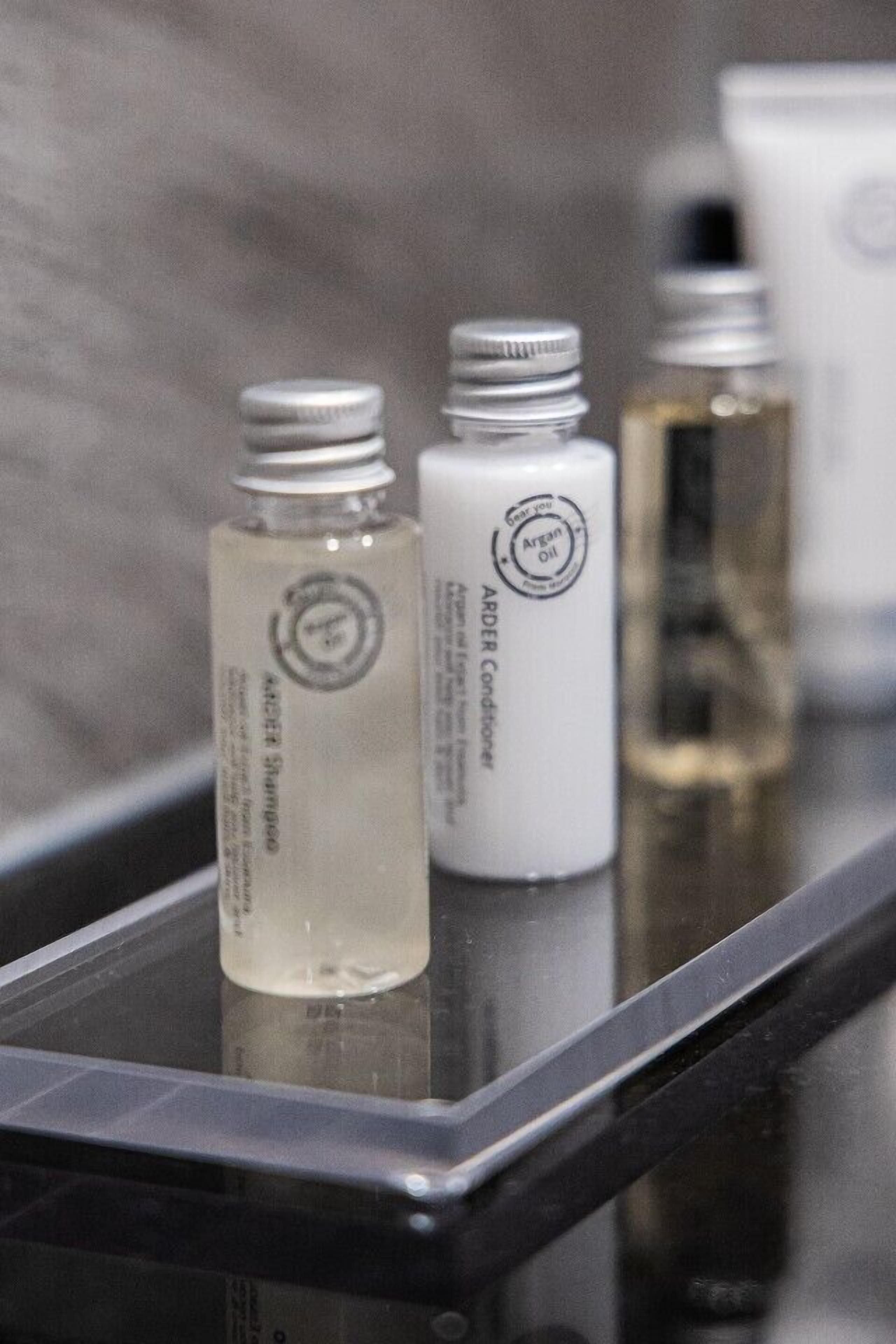 free toiletries, hair dryer, dressing gowns, bidet