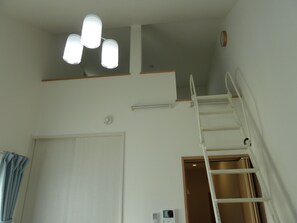 وسيلة راحة في الغرفة