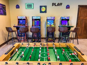 Games room - Hot Tub | Arcades | Bunk Room | Peaceful Retreat! (Spearfish)