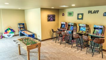Spielezimmer