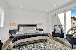 3 habitaciones, tabla de planchar con plancha y wifi gratis 