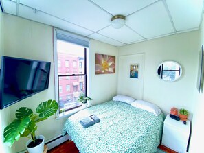 2 slaapkamers, een strijkplank/strijkijzer, wifi, beddengoed